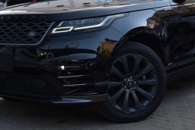 2017 Startech Range Rover Velar R-Dynamic trim