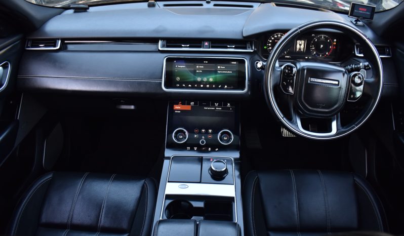 
								2017 Startech Range Rover Velar R-Dynamic trim full									