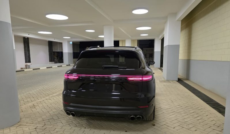 
								Certified Used 2019 Porsche Cayenne S full									