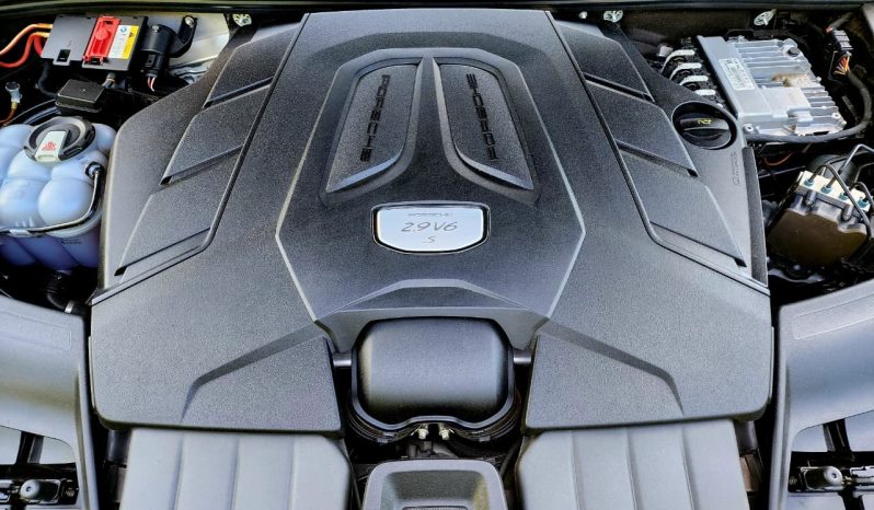 
								Certified Used 2019 Porsche Cayenne S full									