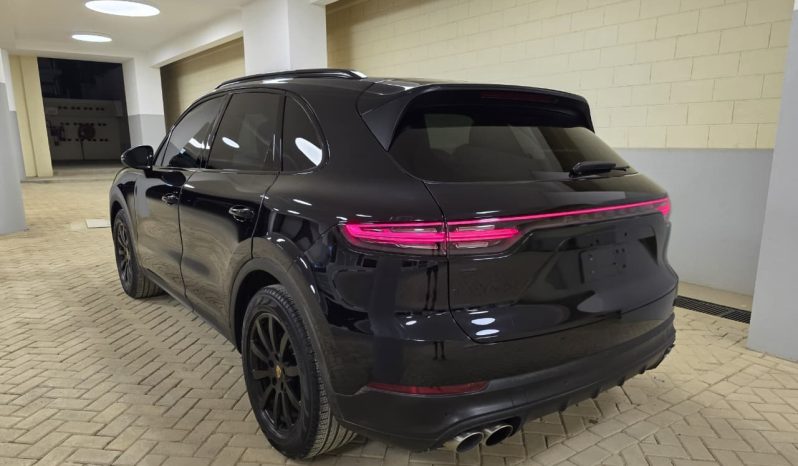
								Certified Used 2019 Porsche Cayenne S full									