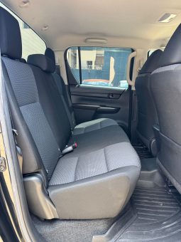 
										2017 Toyota Hilux TRD full									