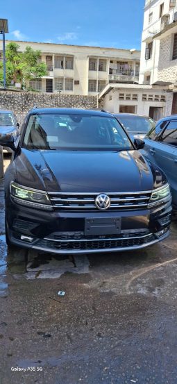 New 2017 Volkswagen TSI