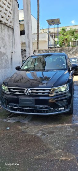 New 2017 Volkswagen TSI