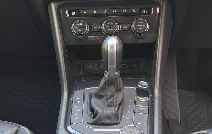 
								New 2017 Volkswagen TSI full									