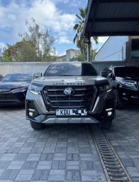 Used 2018 Toyota Prado TXL