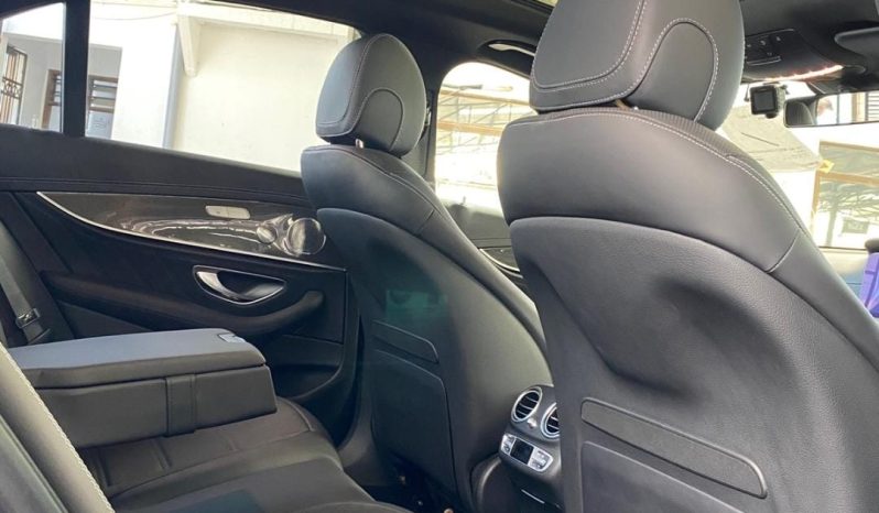 
								New 2017 Mercedes AMG E43 full									