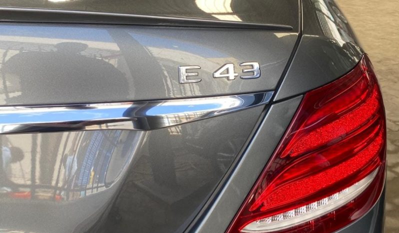 
								New 2017 Mercedes AMG E43 full									