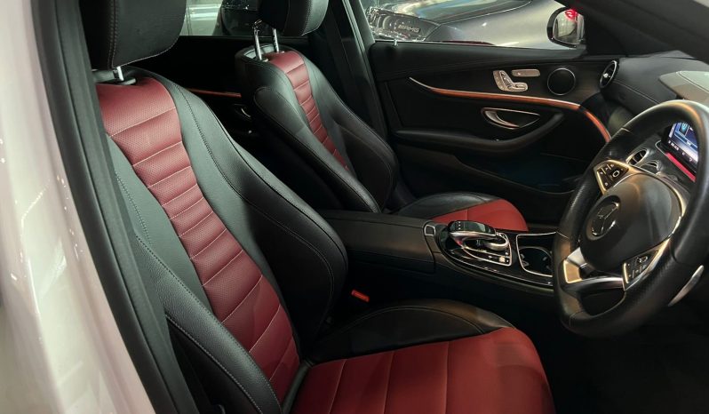 
								Used 2018 Mercedes E-Class full									