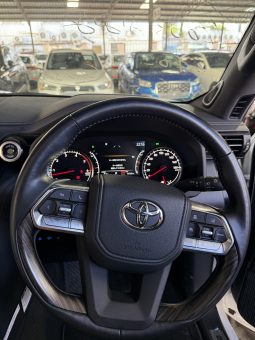 
										Used 2021 Toyota Land Cruiser full									