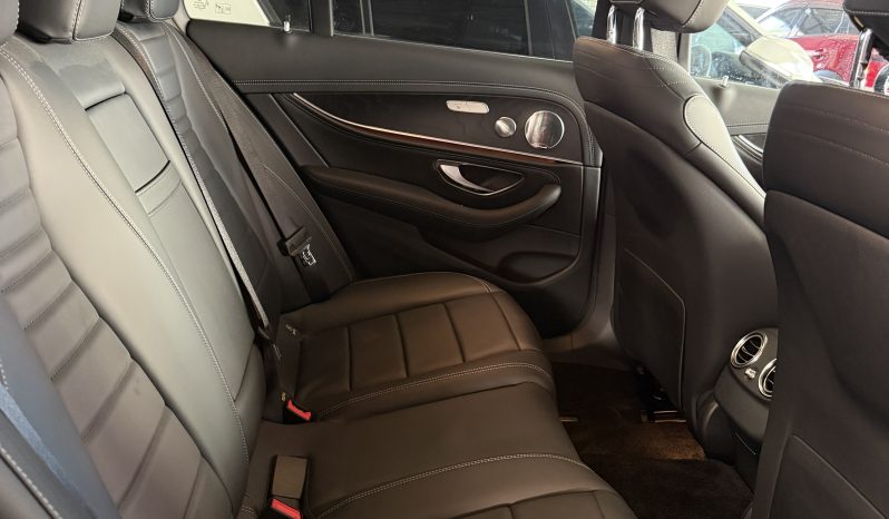 
								Used 2018 Mercedes E200 full									