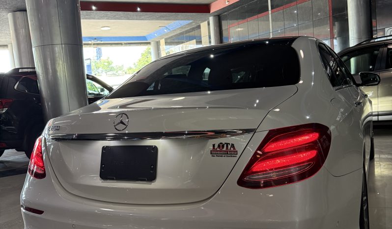 
								Certified Used 2018 Mercedes E200 full									