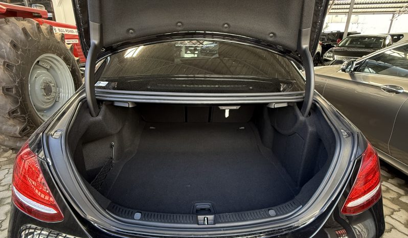 
								Certified Used 2019 Mercedes E63 full									