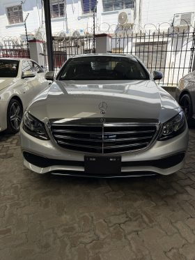 Certified Used 2019 Mercedes E400